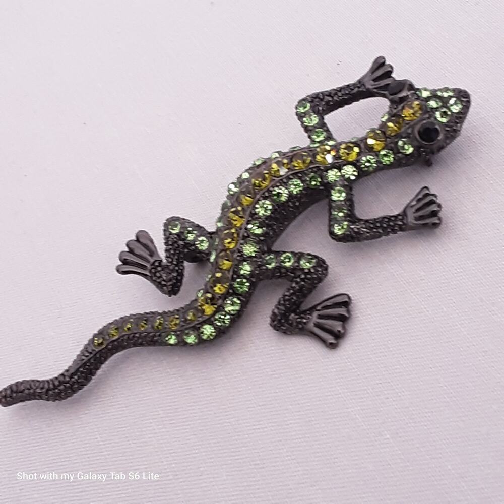 💎Gekko Brooch Green And Yellow Rhinestones Over Gun Metal